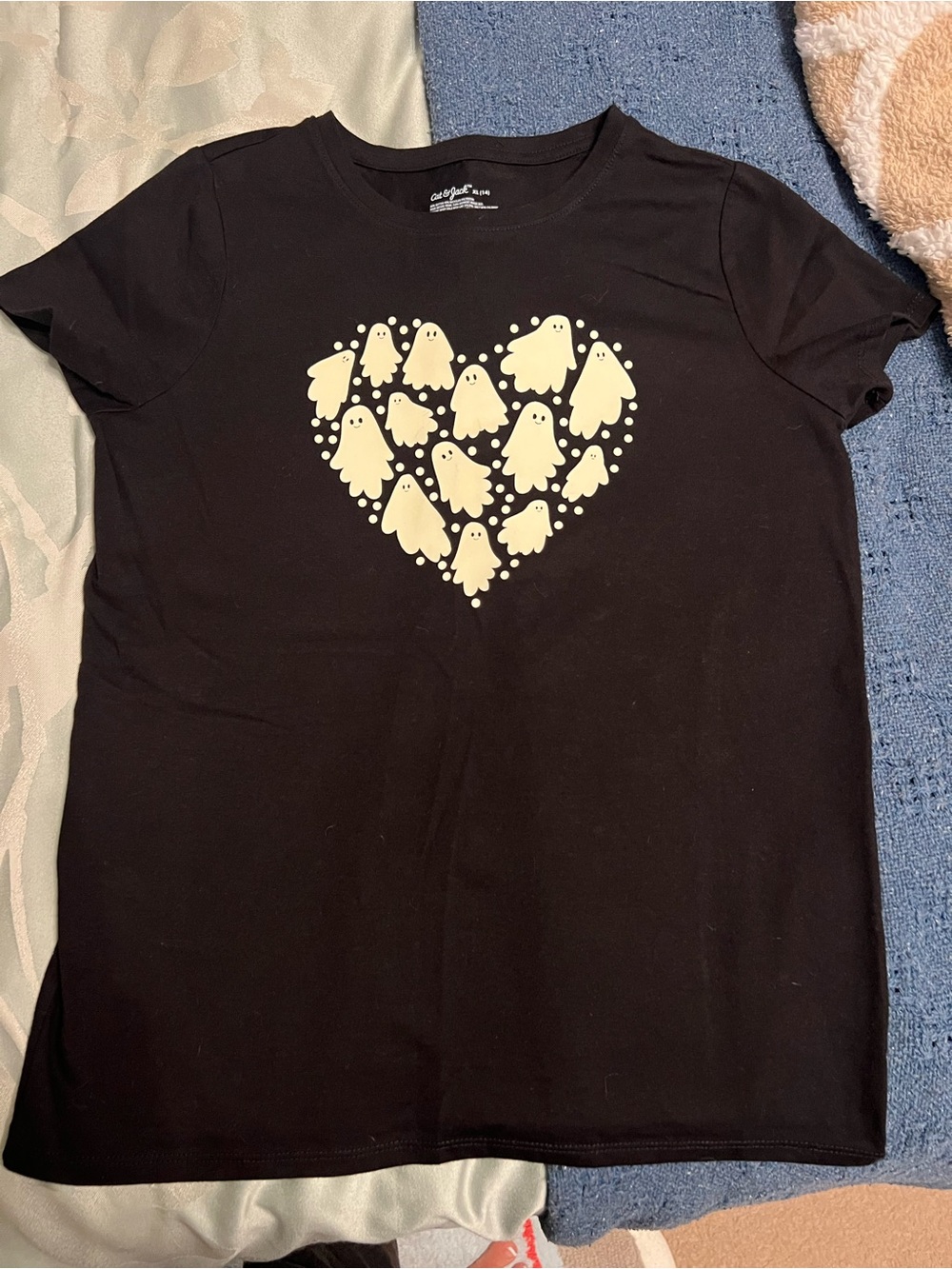 Cat & Jack girls XLBlack Tee with white Heart Ghost Graphic glow in the dark